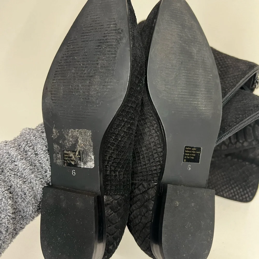 Seychelles Victory Croc Embossed Suede Leather Boots‎ Size 6